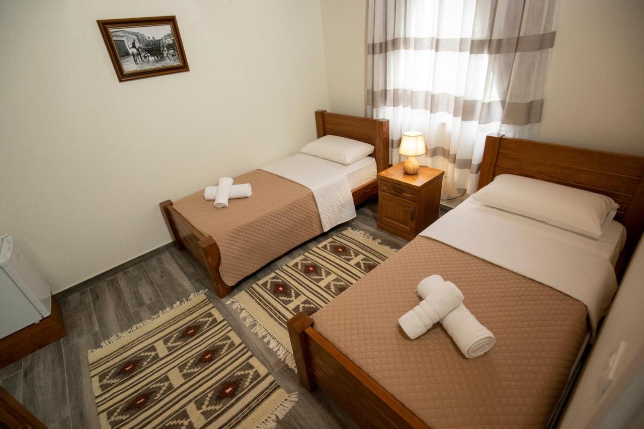 Xhuli Guesthouse Shkodër Eksteriør billede