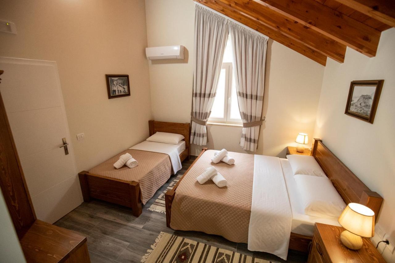 Xhuli Guesthouse Shkodër Eksteriør billede