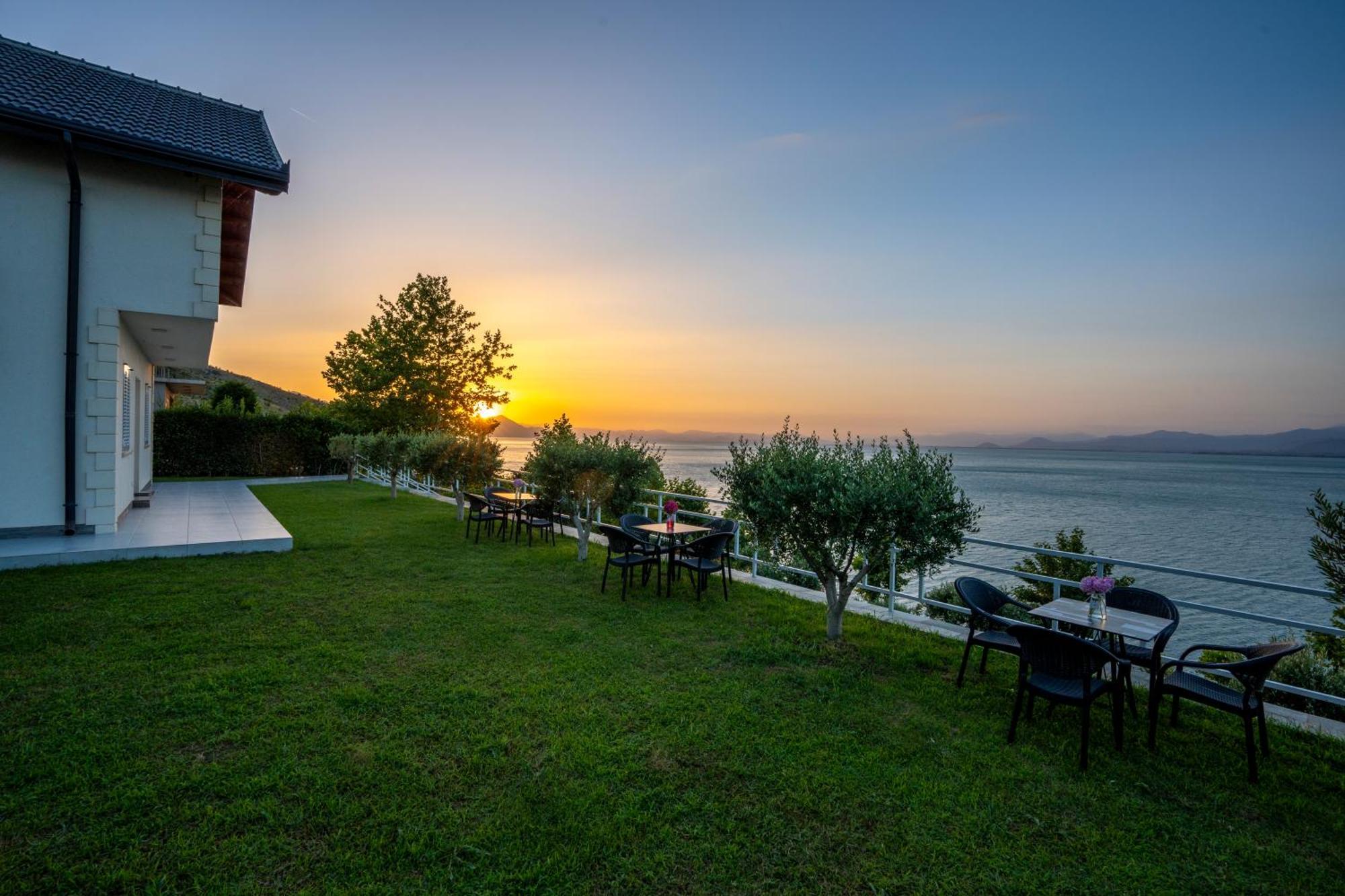 Xhuli Guesthouse Shkodër Eksteriør billede