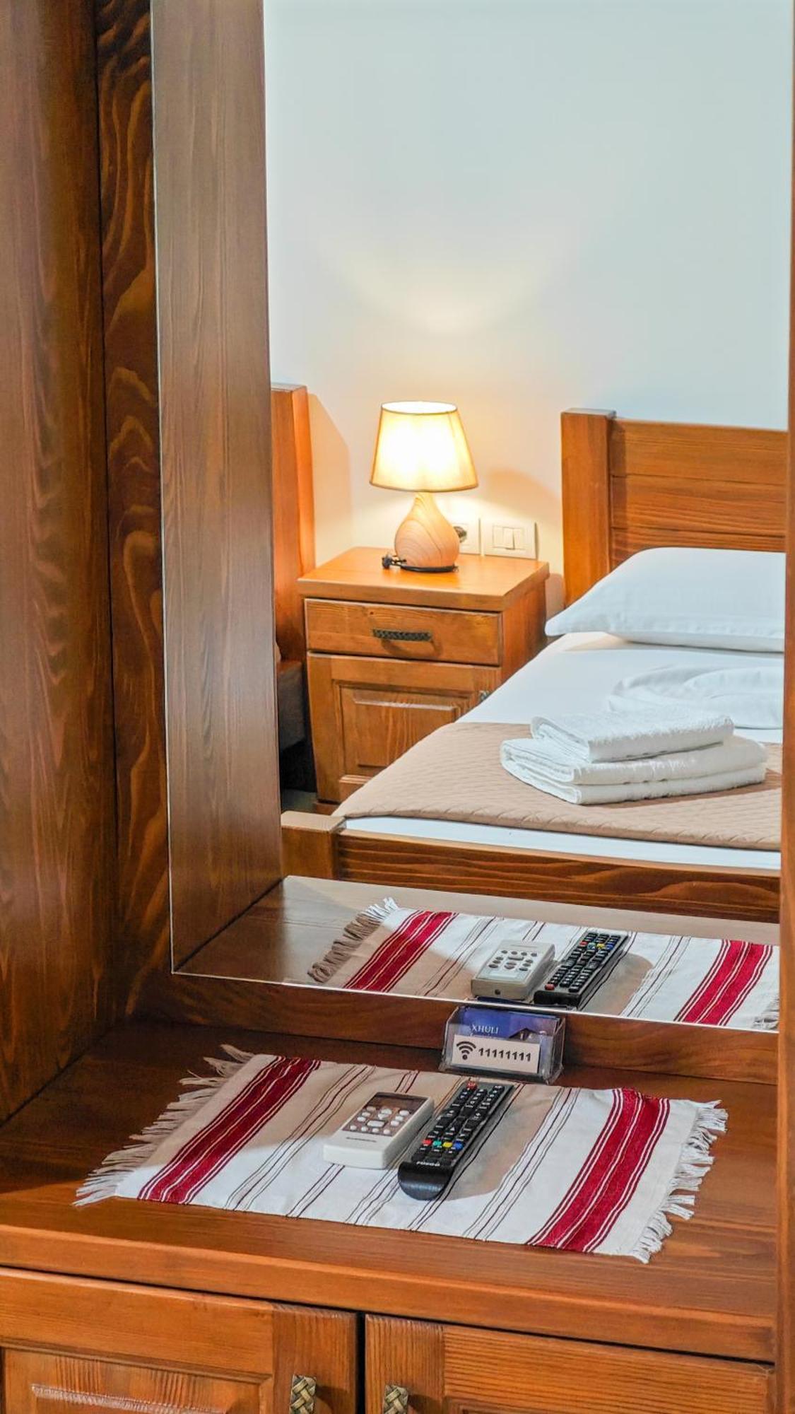 Xhuli Guesthouse Shkodër Eksteriør billede